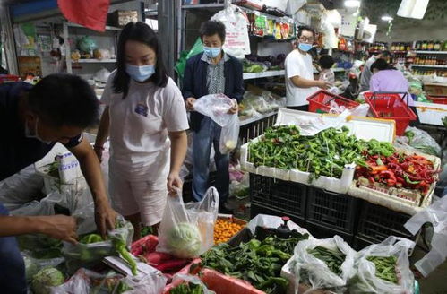 乌鲁木齐500多家社区蔬菜副食品直销点守护居民 菜篮子